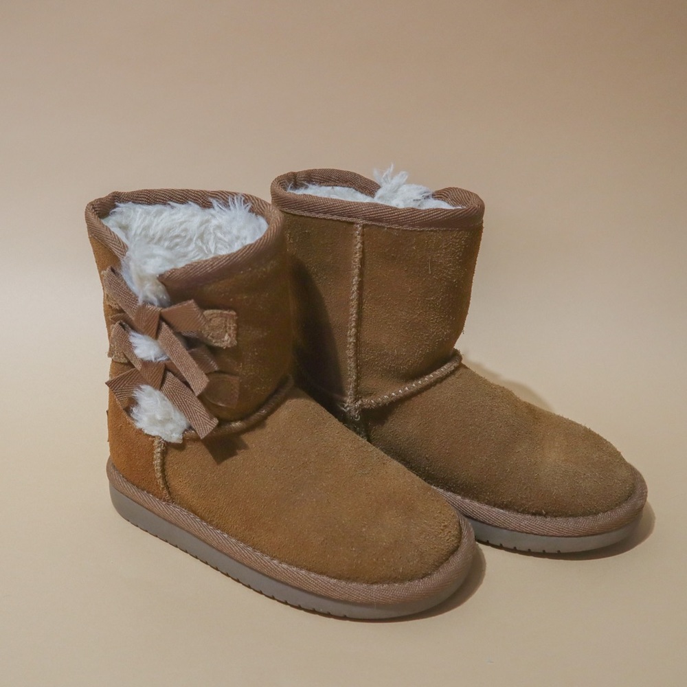 Brown Uggs for Little Girls
